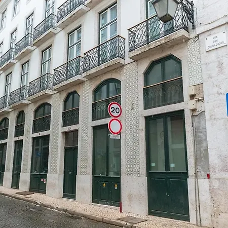 Historic With Ac Next To Praca Do Comercio * Lisboa