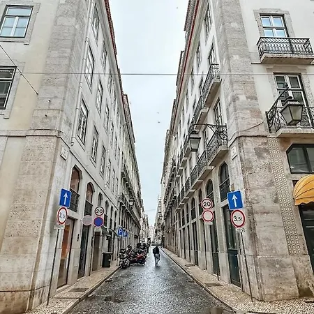 شقة Historic With Ac Next To Praca Do Comercio Lisboa